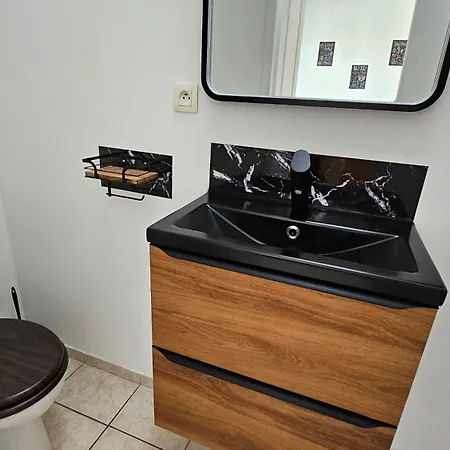 Homestay Bed To Rent - Maison Calme Avec Jacuzzi Sous Supplement *