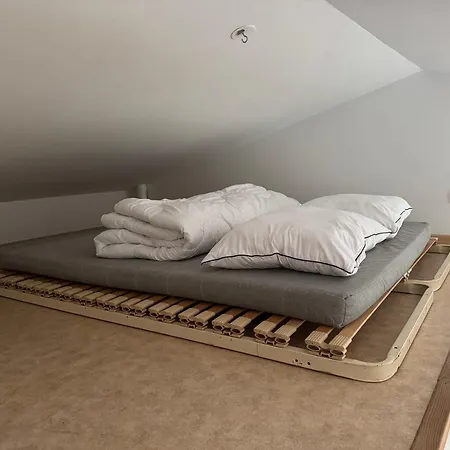 Homestay Bed To Rent - Maison Calme Avec Jacuzzi Sous Supplement