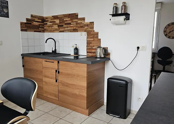 Bed To Rent - Maison Calme Avec Jacuzzi Sous Supplement Quarto em Acomodações Particulares *