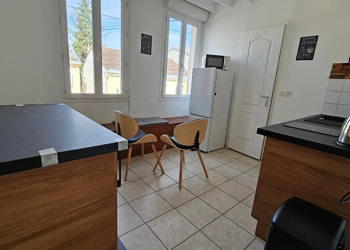 Quarto em Acomodações Particulares Bed To Rent - Maison Calme Avec Jacuzzi Sous Supplement