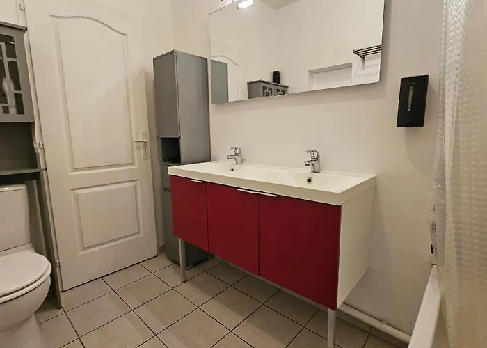 Quarto em Acomodações Particulares Bed To Rent - Maison Calme Avec Jacuzzi Sous Supplement