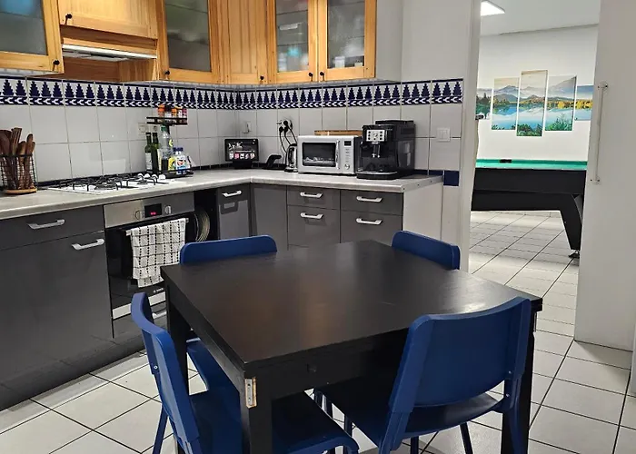 Quarto em Acomodações Particulares Bed To Rent - Maison Calme Avec Jacuzzi Sous Supplement Bordéus