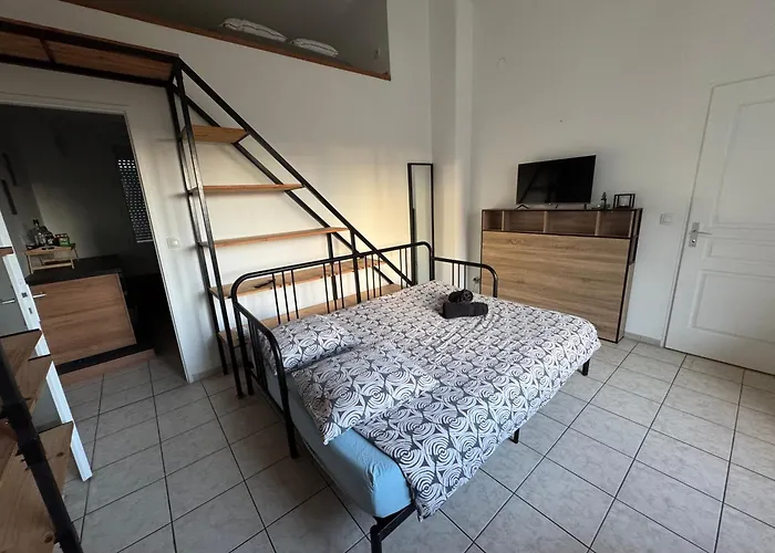 Bed To Rent - Maison Calme Avec Jacuzzi Sous Supplement *